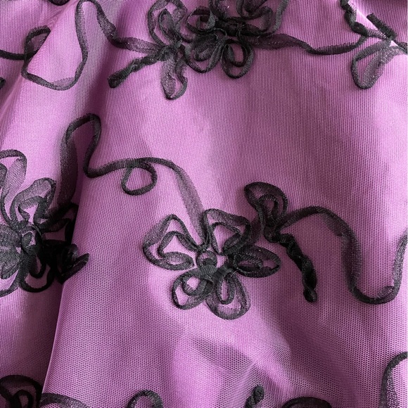 Masquerade Strapless Women’s Dress, Size 5/6 (Junior), Purple and Black, Floral - Picture 6 of 9